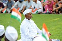 Hazare's Peaceful Protest is in no danger of turning Violent